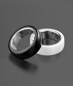 Black and white rings on a dark gray background